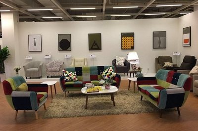 浙江小城闖出&ldquo;外貿沙發王&rdquo;,中源家居上市補產能短板搶海外市場