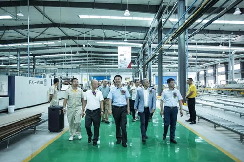 三峰家居集團創始人黃偉峰 引領家居市場的領袖故事